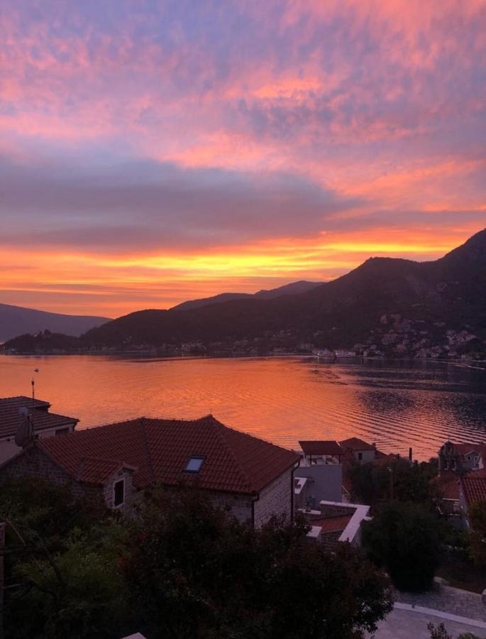 Apartments Todorovic Tivat Kültér fotó