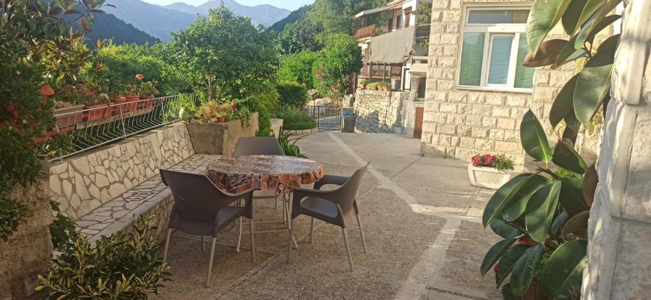 Apartments Todorovic Tivat Kültér fotó